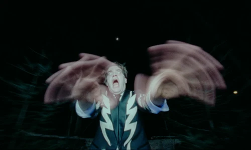 the_hives___bogus_operandi_official_music_video_frame_97.webp