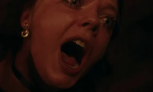 the_ugly_stepsister_frame_1748823567.839517.webp