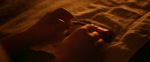 the_wonder_frame_1739300137.2142918.webp