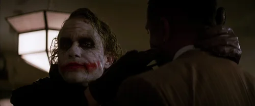 the_dark_knight_frames_frame_117.webp