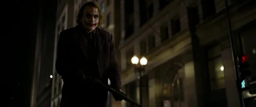 the_dark_knight_frames_frame_308.webp