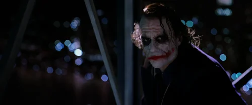 the_dark_knight_frames_frame_498.webp