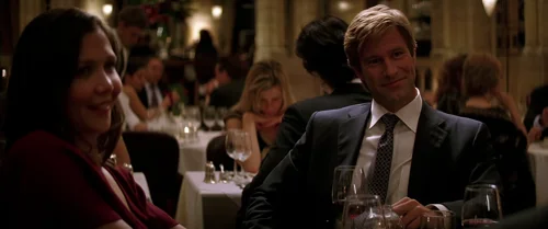 the_dark_knight_frames_frame_76.webp