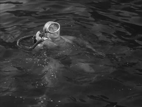 the_girl_in_the_bikini_frame_173.webp