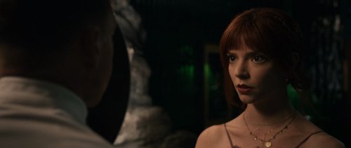 the_menu_frames_frame_114.jpg