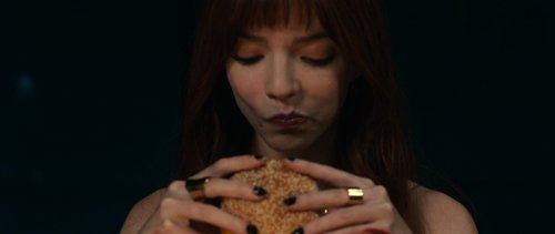 the_menu_frames_frame_279.jpg
