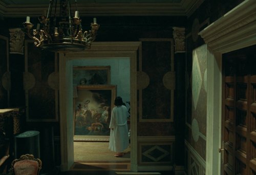 the_phoenician_scheme_frames_frame_157.jpg