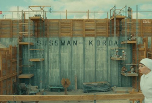 the_phoenician_scheme_frames_frame_366.jpg
