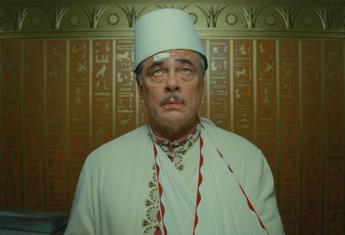 the_phoenician_scheme_frames_frame_512.jpg