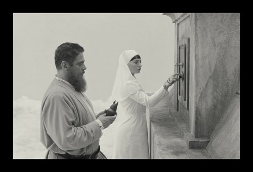 the_phoenician_scheme_frames_frame_551.jpg