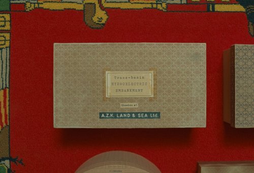 the_phoenician_scheme_frames_frame_87.jpg