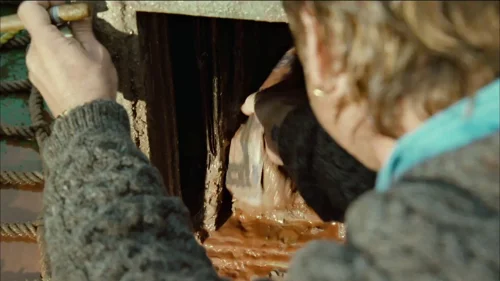 titanic_frame_1738666396.6723988.webp