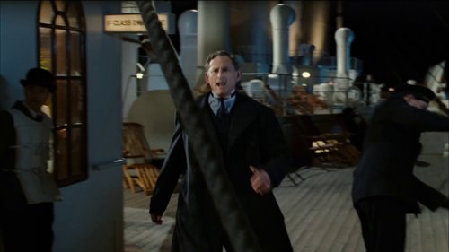 titanic_frame_1738666429.5247254.jpg