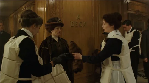 titanic_frame_1738666429.7592947.webp