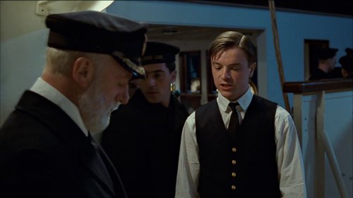 titanic_frame_1738666430.294945.jpg