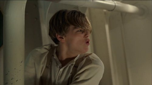 titanic_frame_1738666432.6475012.jpg