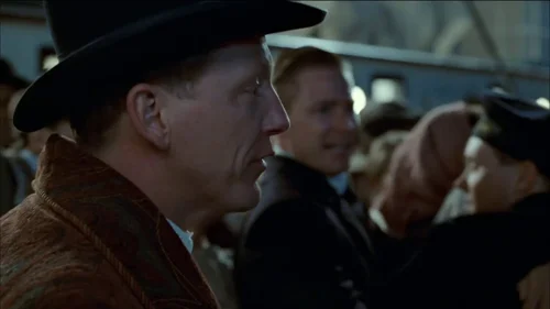 titanic_frame_1738666437.1745856.webp