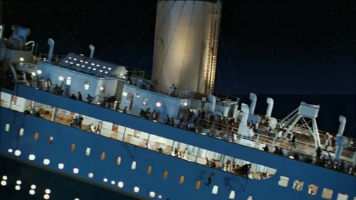 titanic_frame_1738666442.6513574.webp
