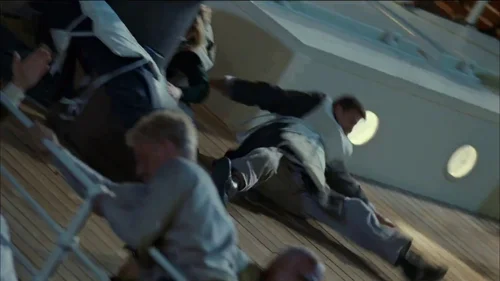 titanic_frame_1738666443.972069.webp