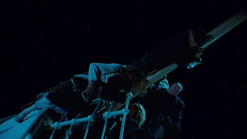 titanic_frame_1738666444.909452.jpg