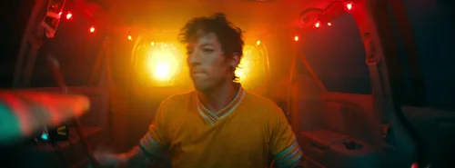 twenty_one_pilots___drum_show_official_video_frame_53.webp