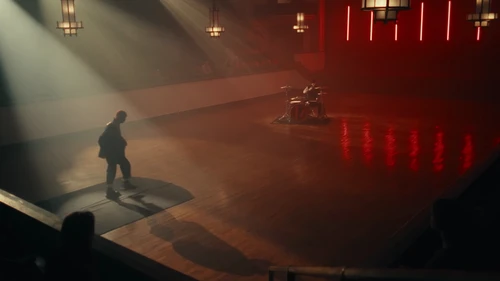 twenty_one_pilots___overcompensate_official_video_frame_53.webp