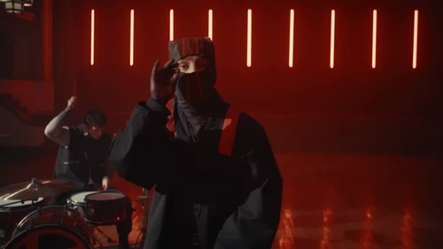 twenty_one_pilots___overcompensate_official_video_frame_62.webp