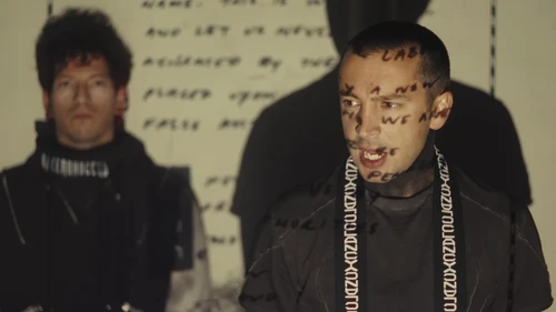 twenty_one_pilots___overcompensate_official_video_frame_97.webp