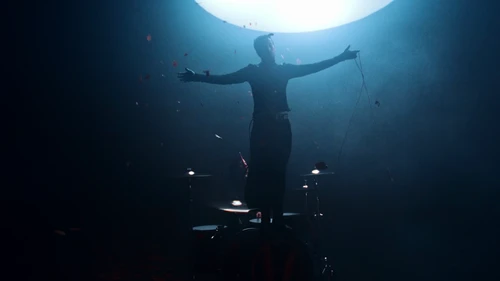 twenty_one_pilots_-_the_contract_(official_video)_frames_frame_116.webp