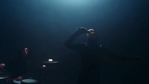 twenty_one_pilots_-_the_contract_(official_video)_frames_frame_78.webp