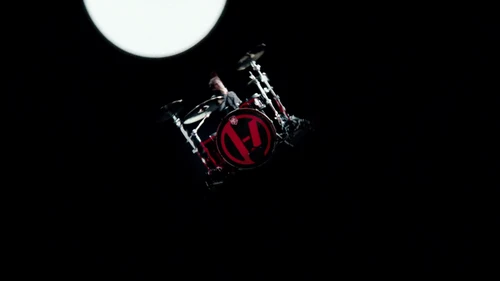 twenty_one_pilots_-_the_contract_(official_video)_frames_frame_91.webp