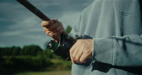 woody___let_me_go_official_video_frame_96.webp